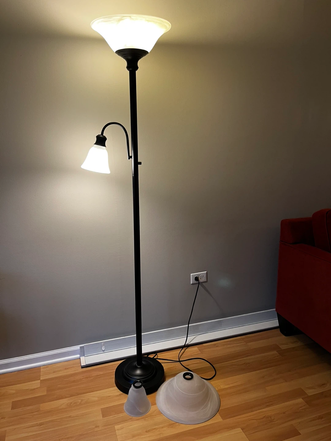 Floor Lamp + 2 Replacement Glass Shades