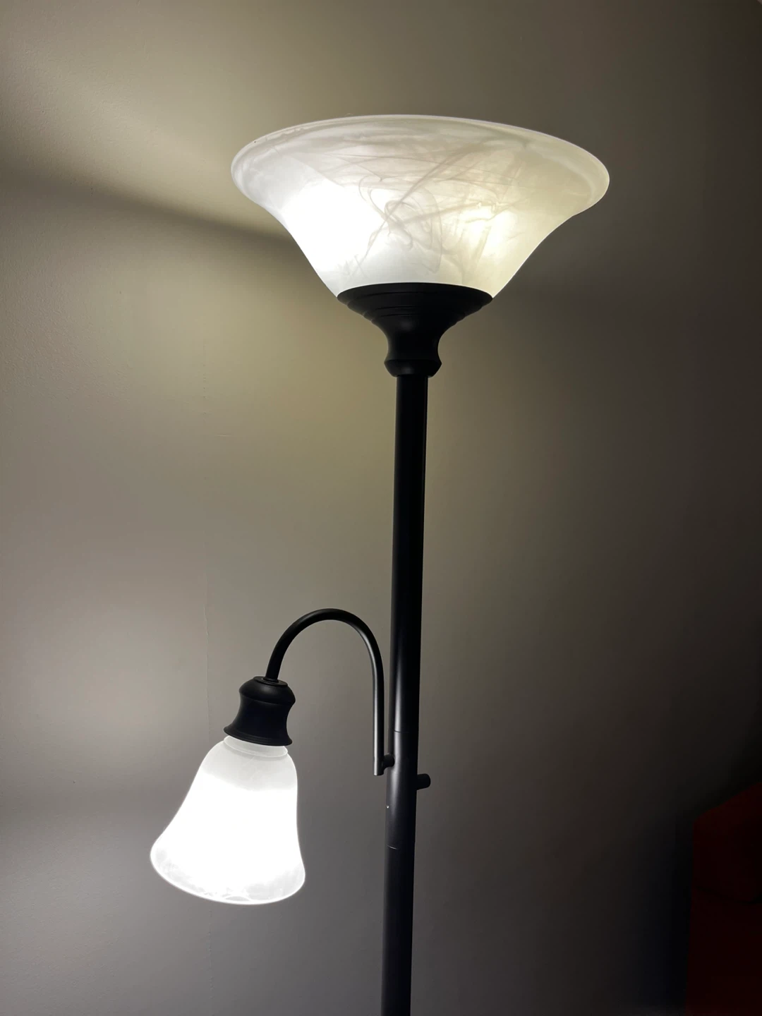 Floor Lamp + 2 Replacement Glass Shades - photo 3