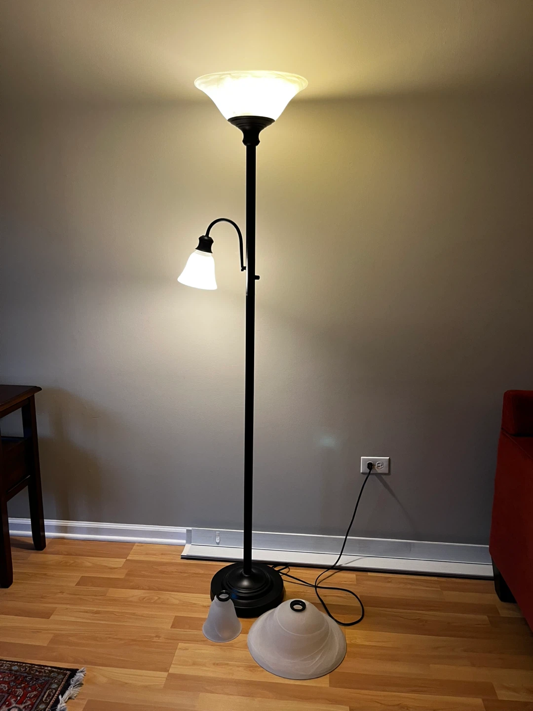 Floor Lamp + 2 Replacement Glass Shades - photo 5
