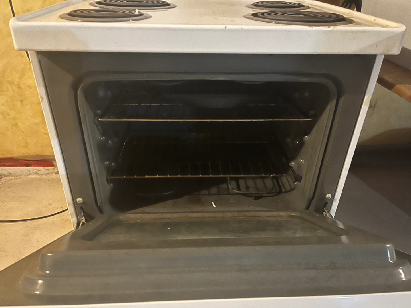 White Electric Stove - photo 2