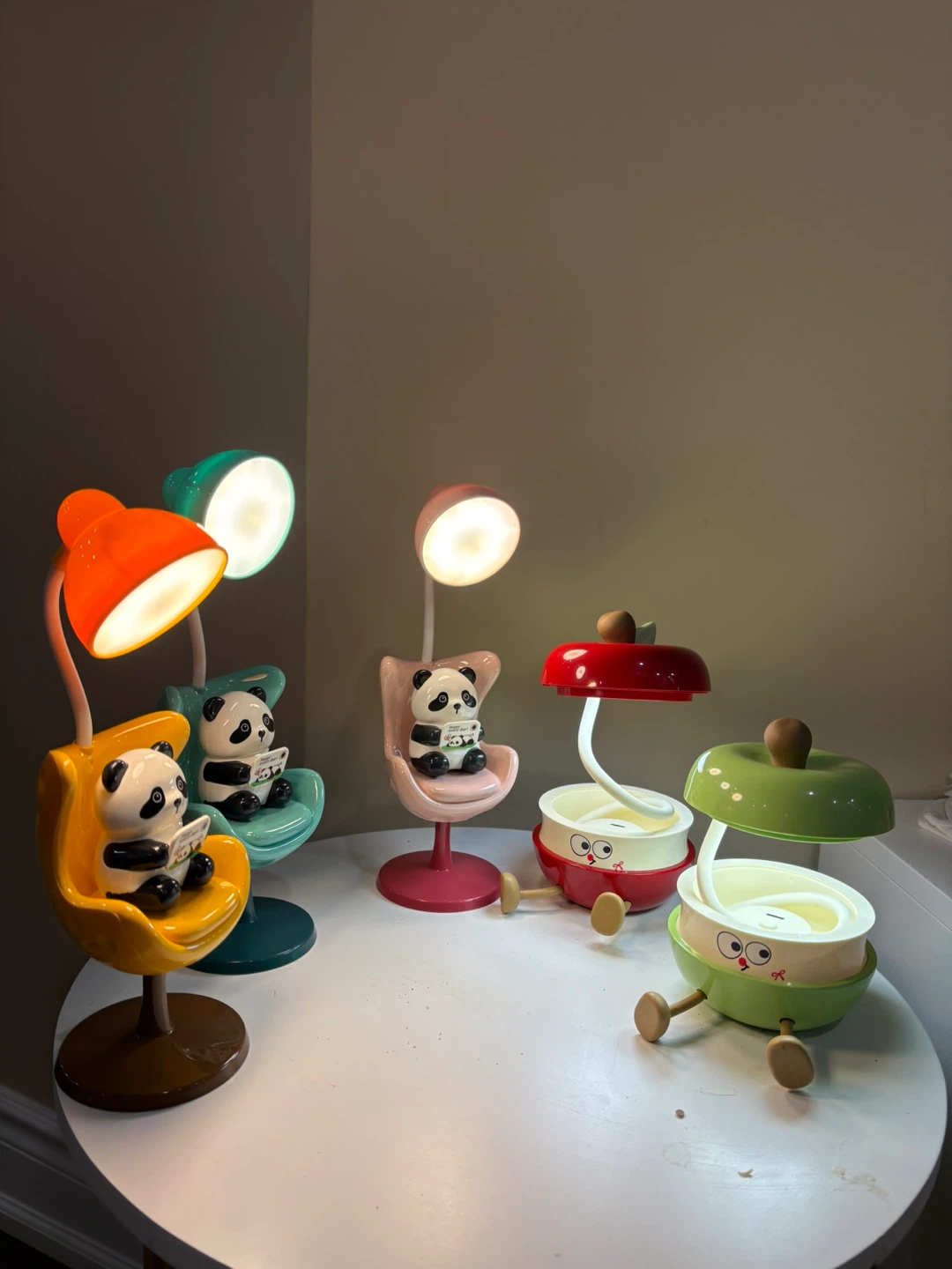 🎉 BLOWOUT SALE – School Bags, Toys & Kids Light! 🎉 - photo 4
