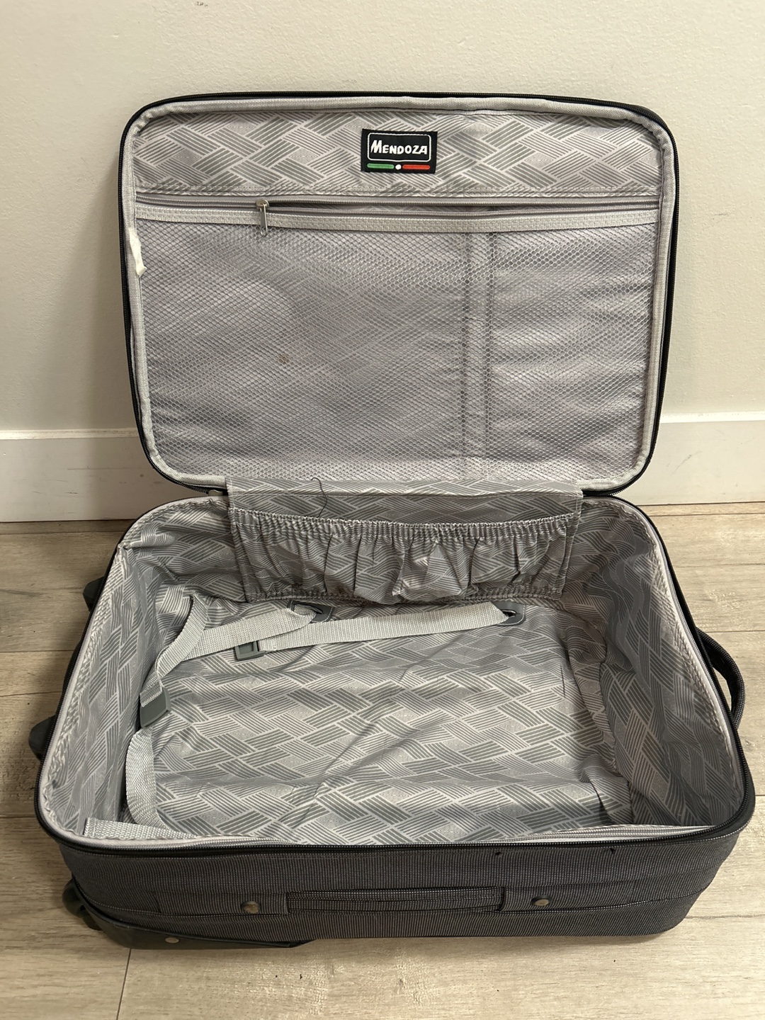 Mendoza Rolling Suitcase - photo 2