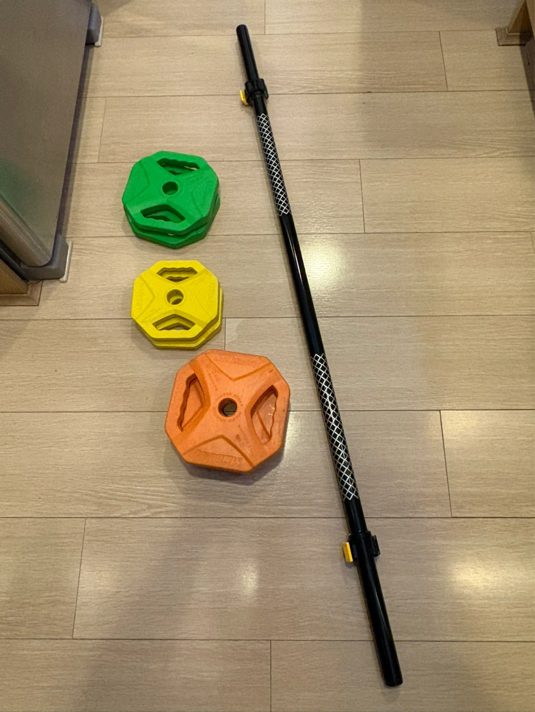 Weight Plates & Barbell