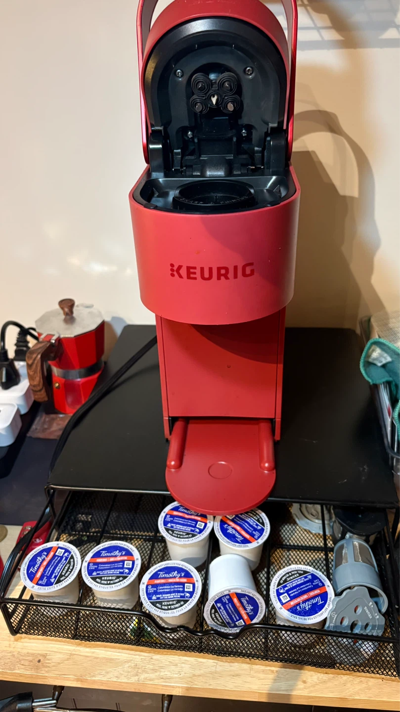 Keurig K-Mini Coffee Maker - Scarlet Red + KCup holder package