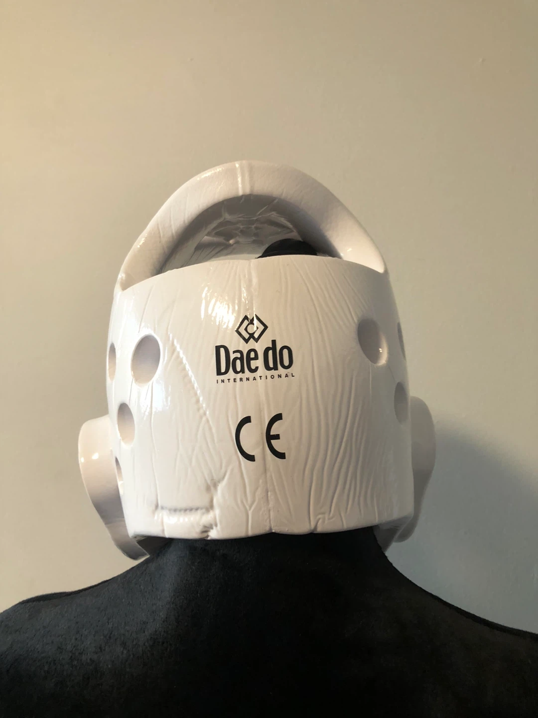 Daedo International White Taekwondo Headguard - photo 3