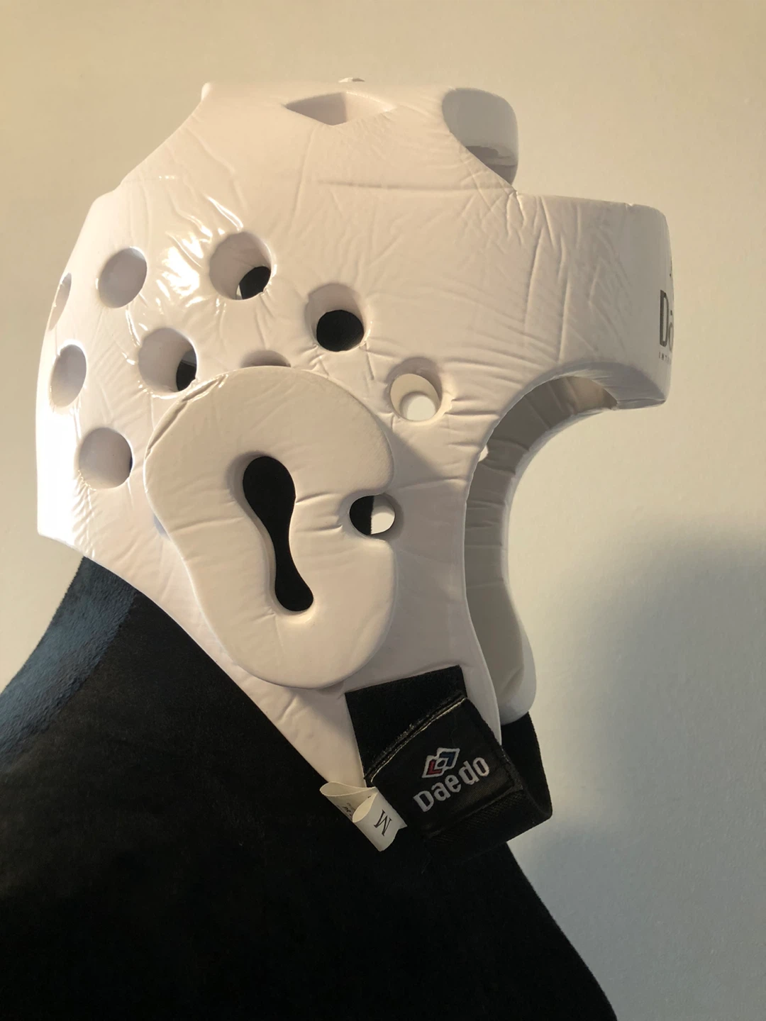 Daedo International White Taekwondo Headguard - photo 4