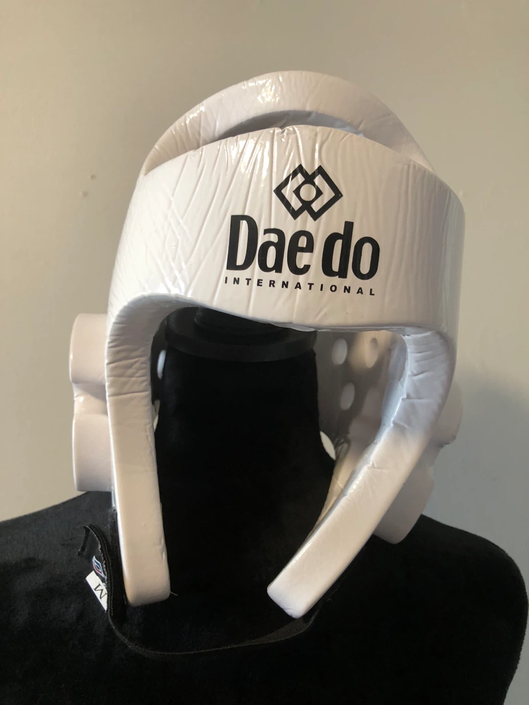 Daedo International White Taekwondo Headguard