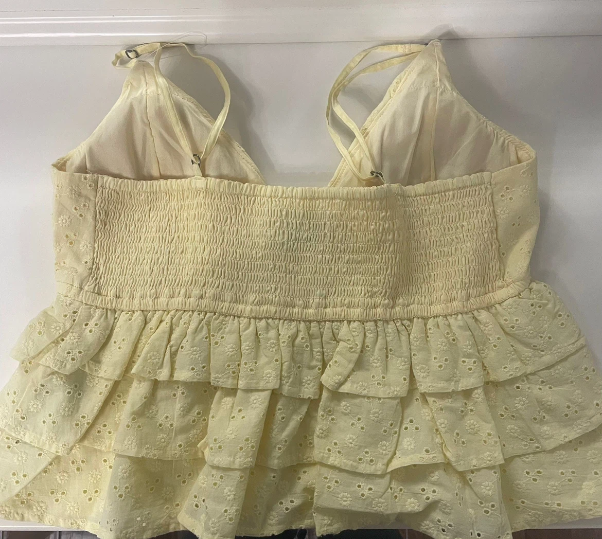 Yellow Hollister Ruffle Tank Top - photo 2