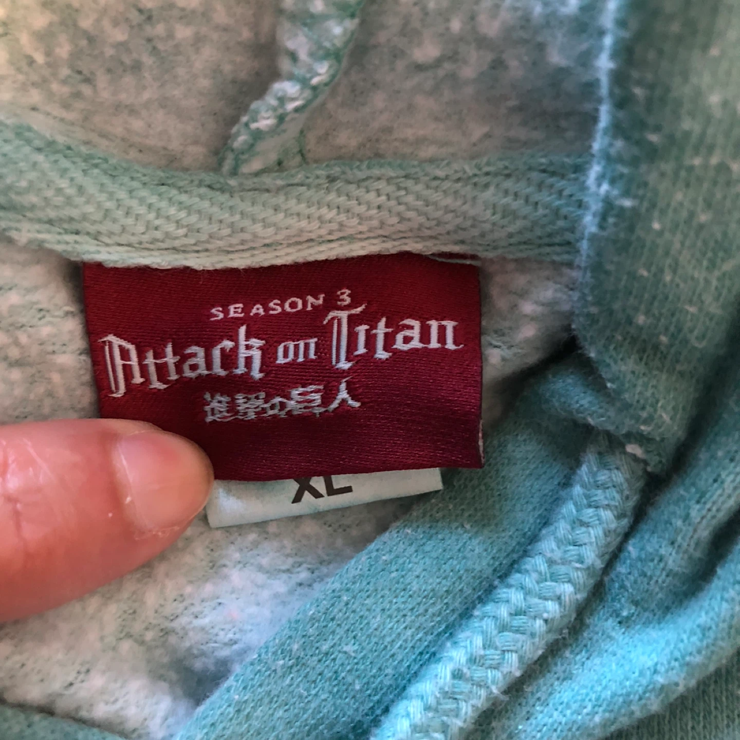 Attack on Titan Season 3 Hoodie XL - photo 2