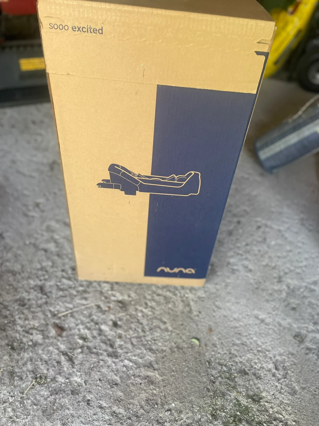 Nuna PIPA Infant Car Seat Base- brand new in sealed box - photo 2