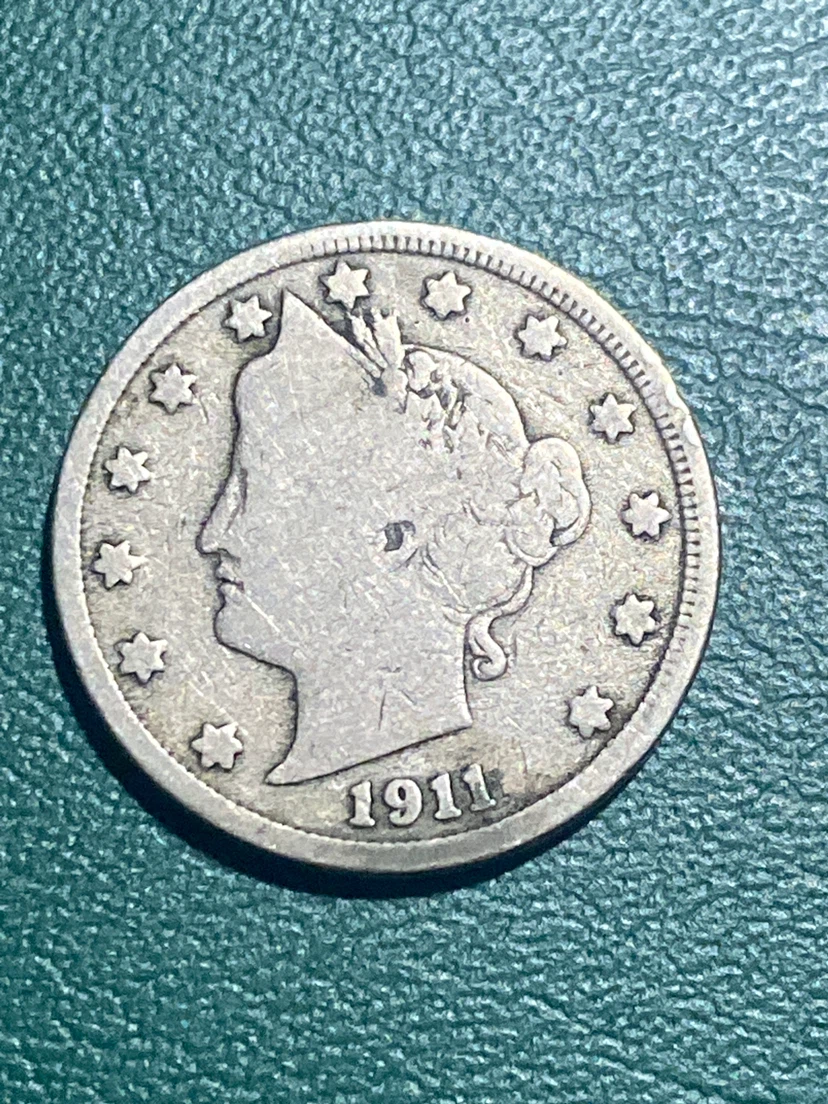 1911 V Nickel - 5 Cents Coin