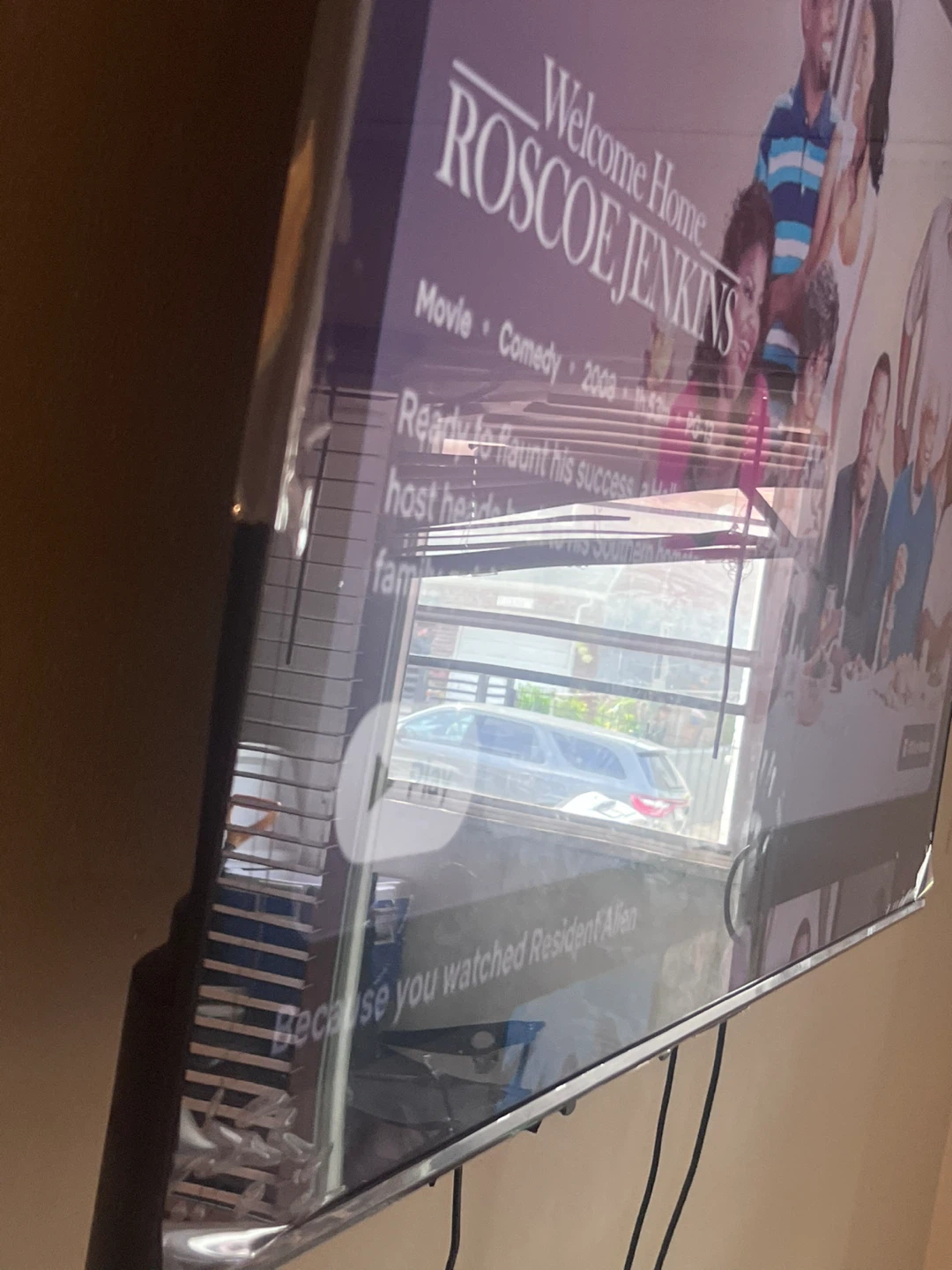 65” Insignia Smart tv - photo 2