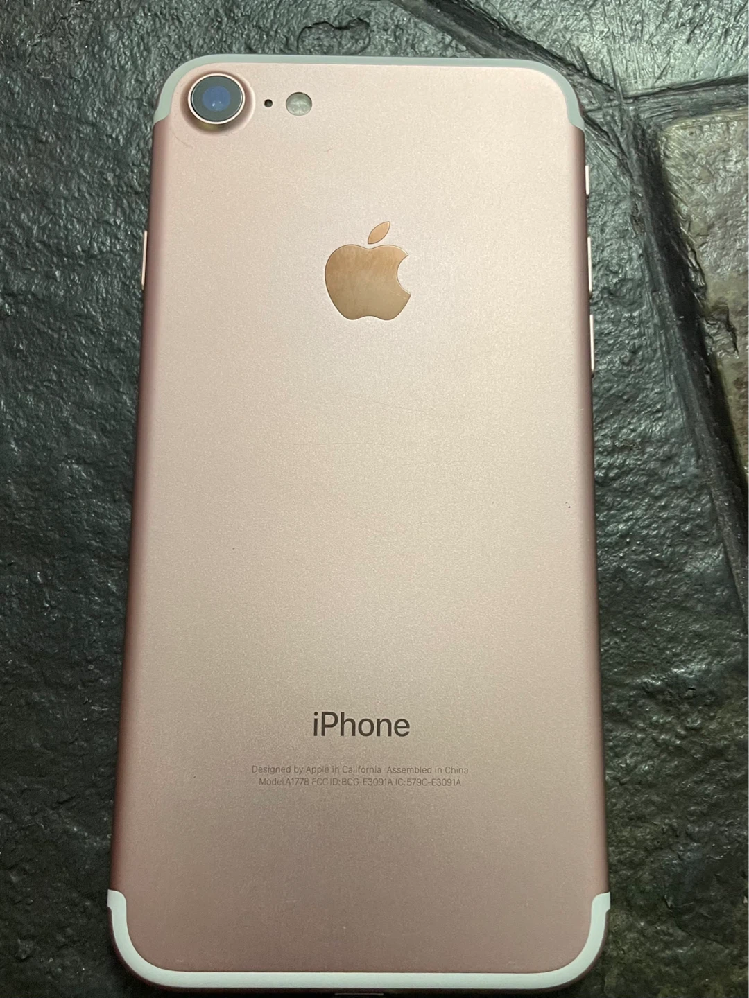 iPhone 7 32GB - photo 2
