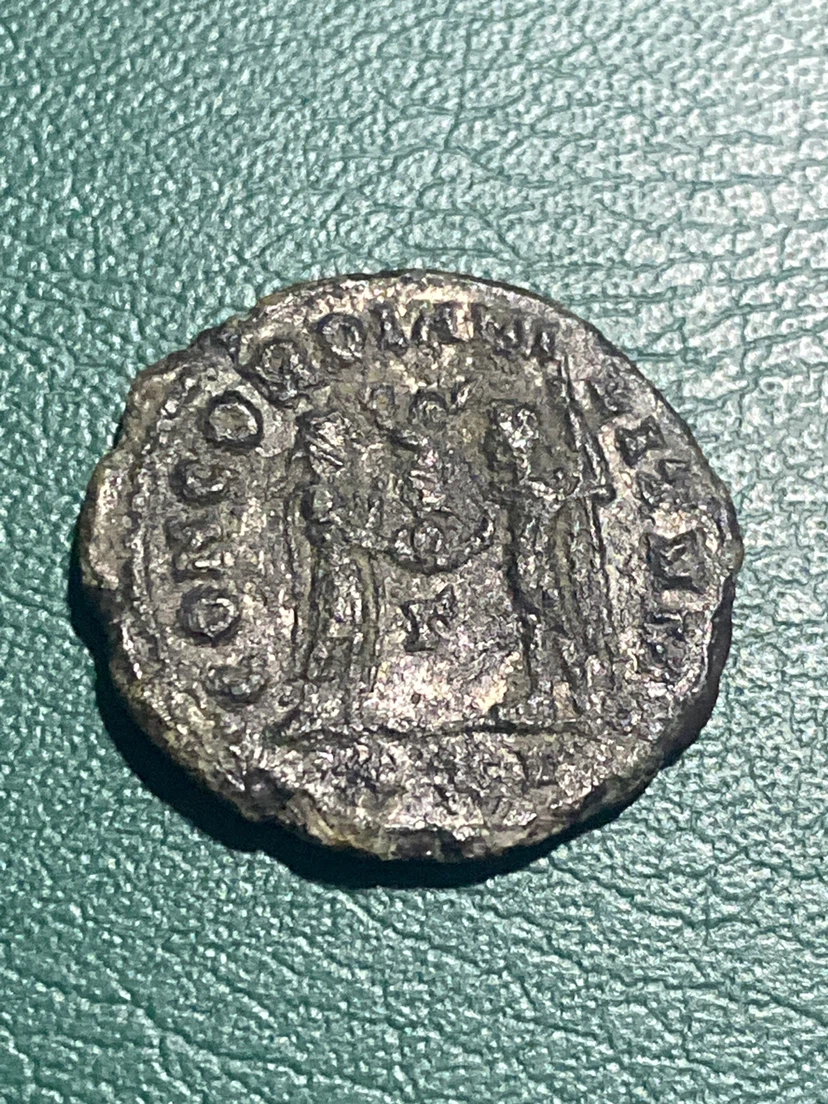 Roman Empire Constantius II AE Centenionalis 348-350 AD - photo 2
