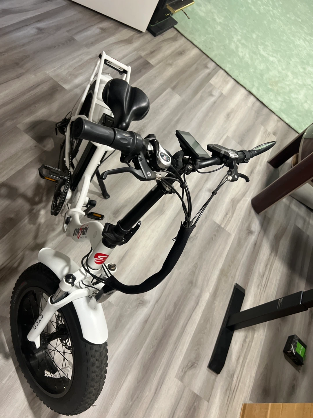 White Synergy Folding Electric Fat Bike - photo 4