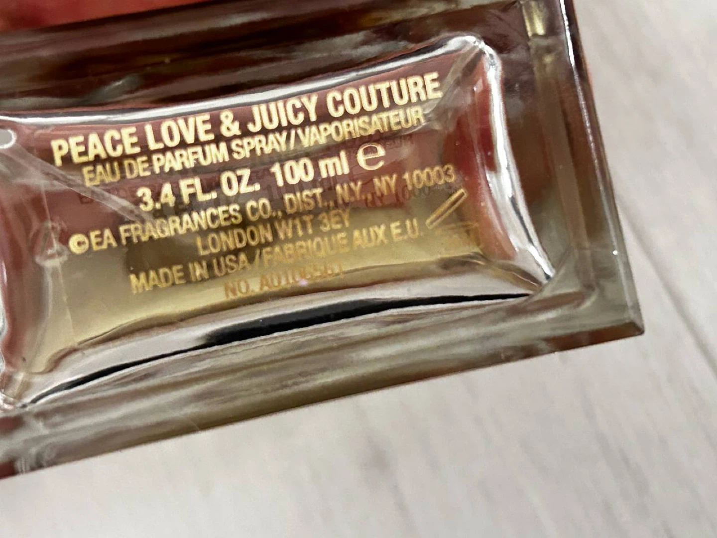 Juicy Couture Peace Love Perfume - photo 3