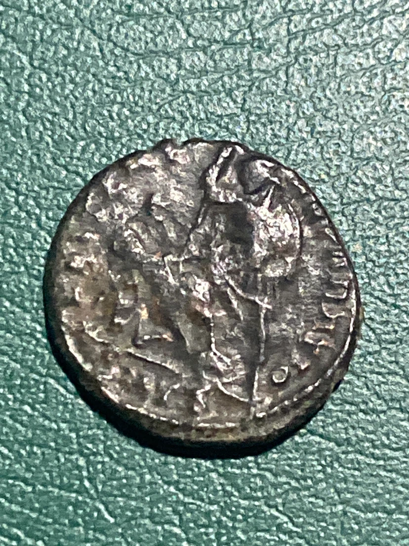Roman Empire Constantine II AE Follis Coin (317-337 AD) - photo 2