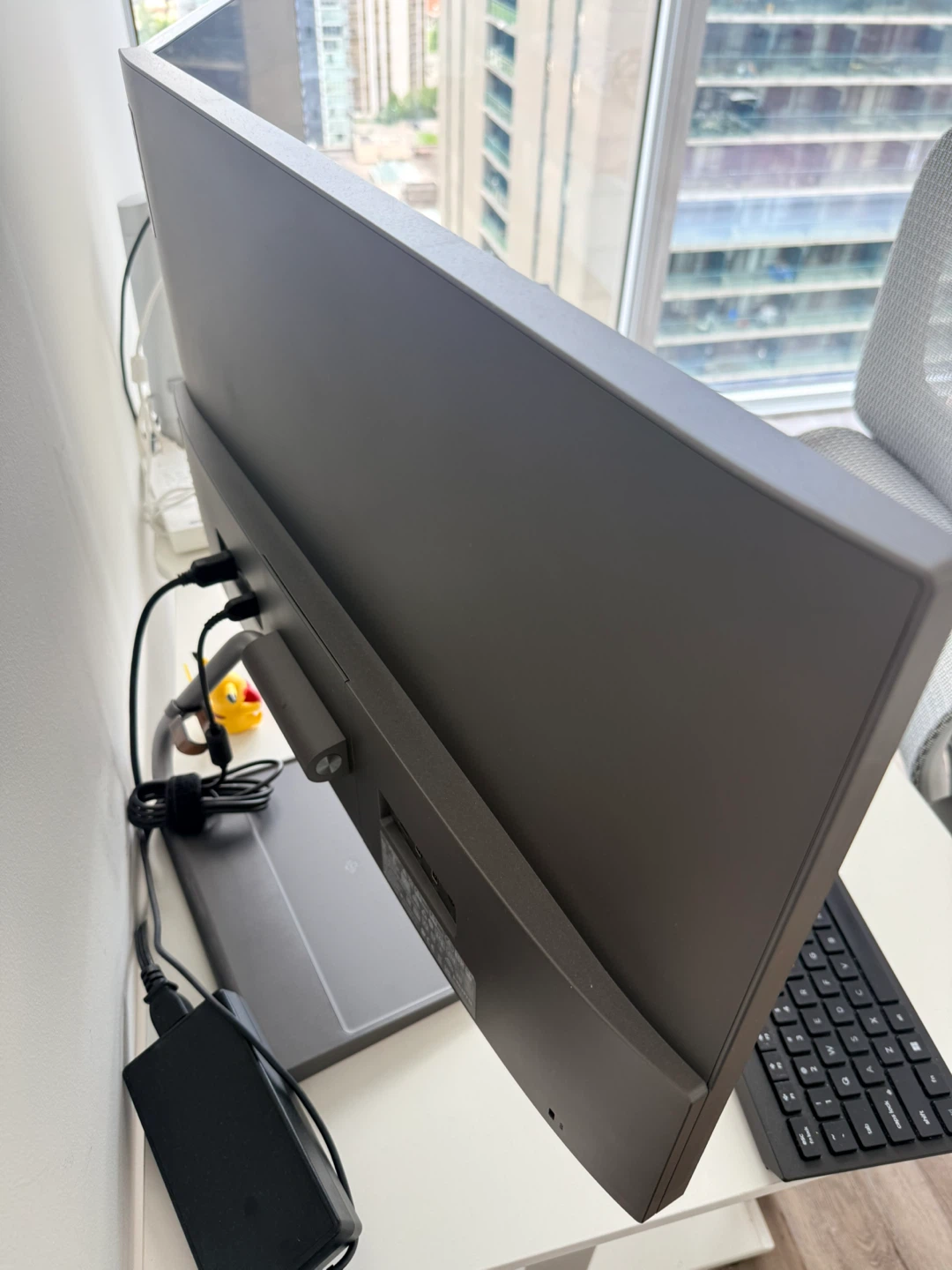 Lenovo Qreator 27" 4K UHD Monitor (IPS, USB-C) - photo 4