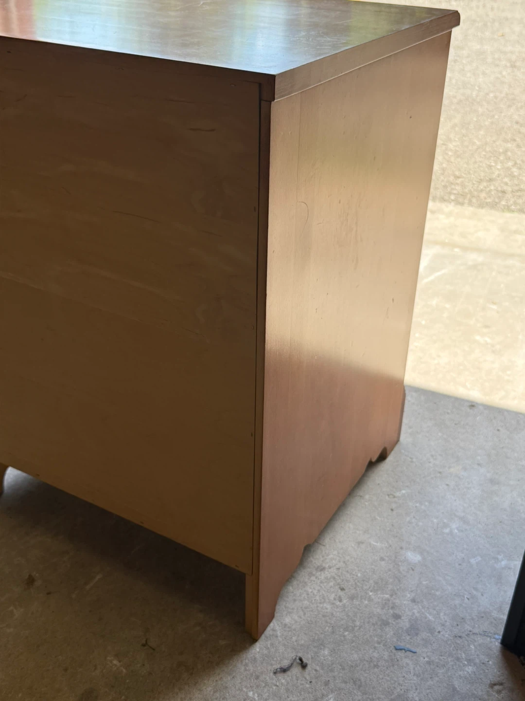 Solid Wood Nightstand / Side Table – Baronet Made in Canada - photo 4