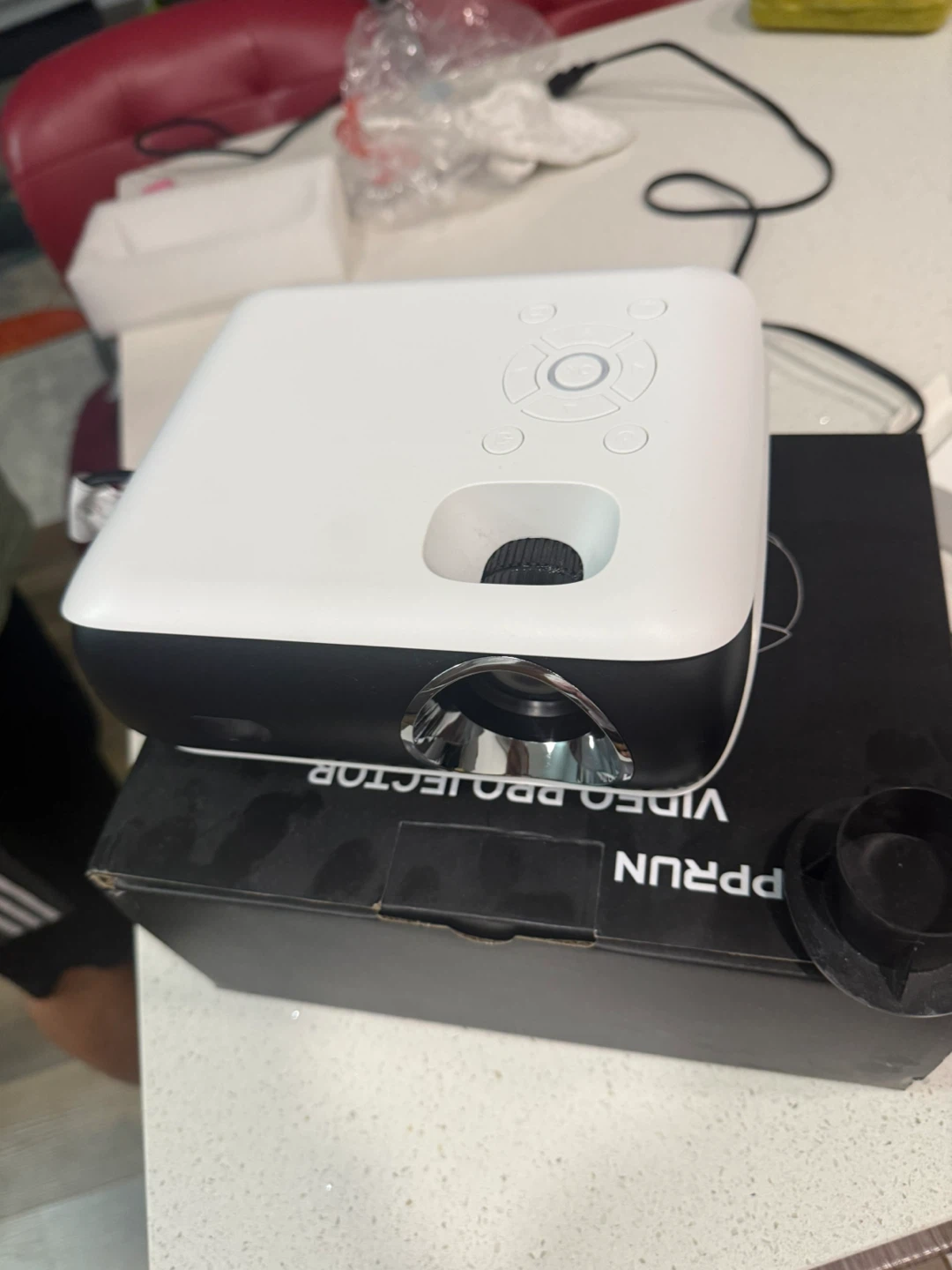 Happrun H1 Video Projector