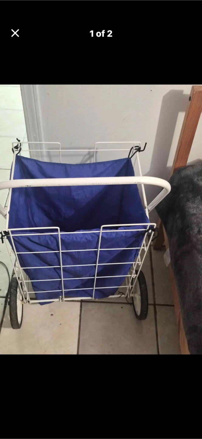 White wire shopping cart with blue bag - photo 2