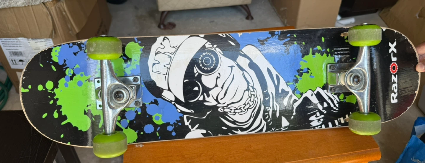 RazorX Complete Skateboard – Great Beginner Board - photo 2