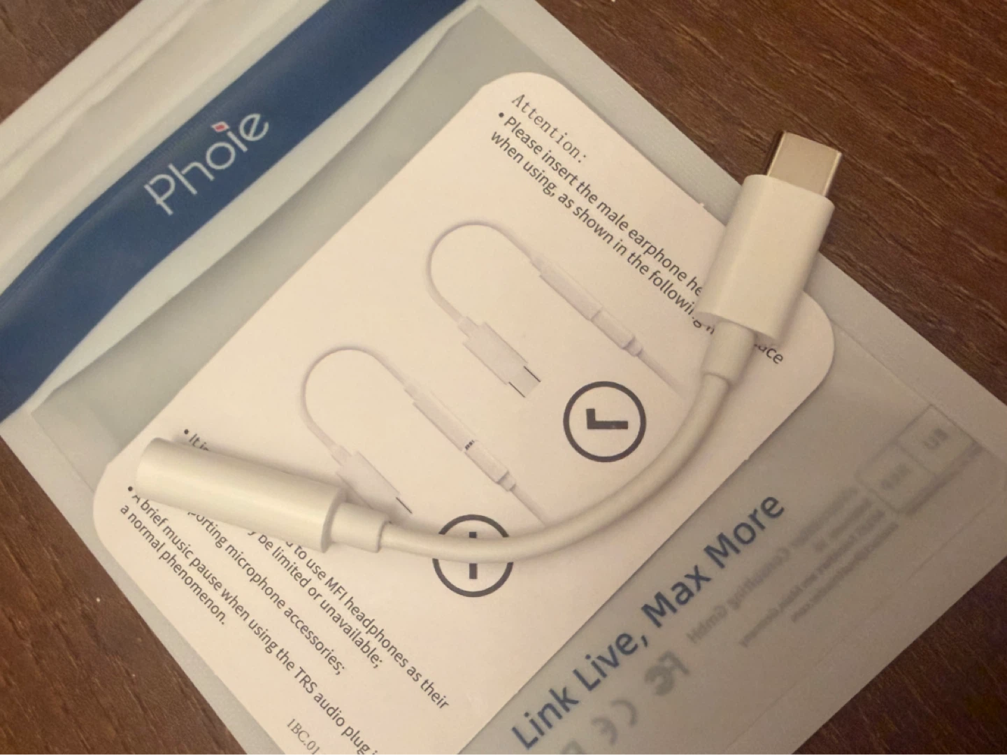 For iPhone 17 Phoie USB-C to 3.5mm Headphone Adapter - photo 3