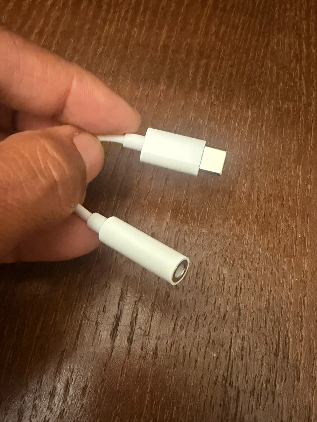For iPhone 17 Phoie USB-C to 3.5mm Headphone Adapter - photo 2
