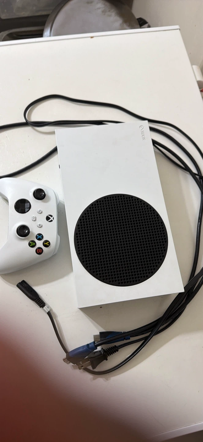 Xbox Series S Console with Controller and Cables - photo 2