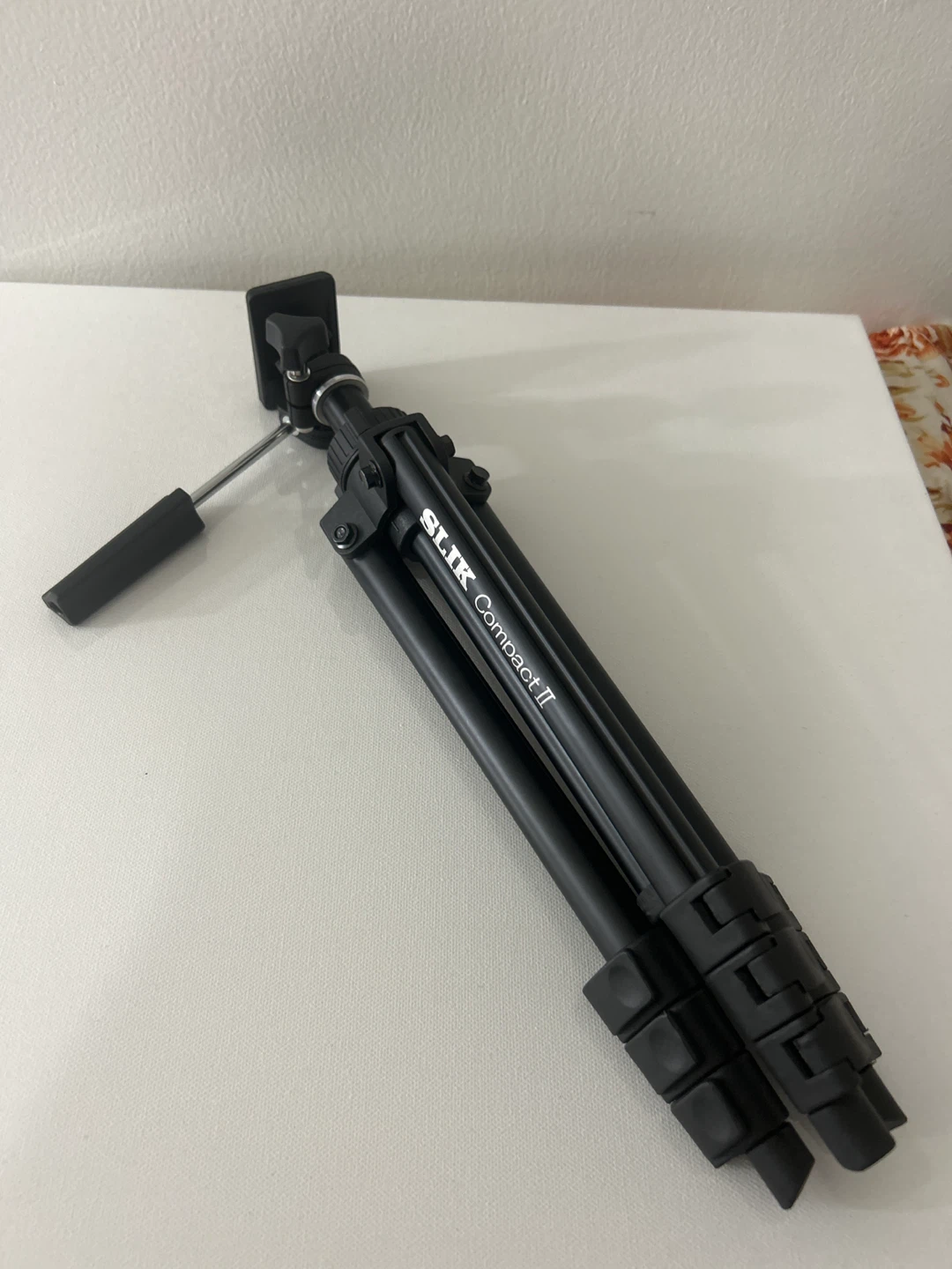 SLIK Compact II Tripod - photo 4