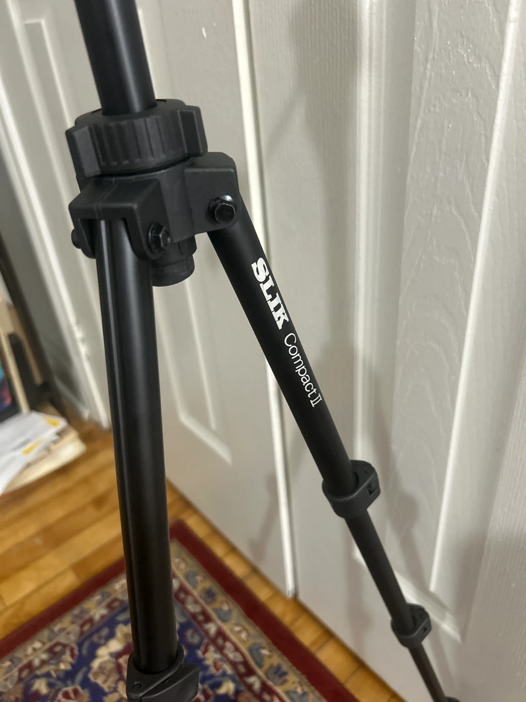 SLIK Compact II Tripod - photo 2