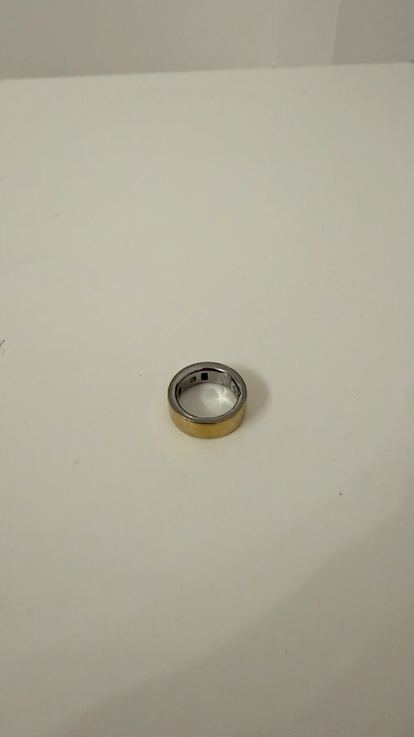 Oura Ring 4 - Size 8 - Gold - photo 2