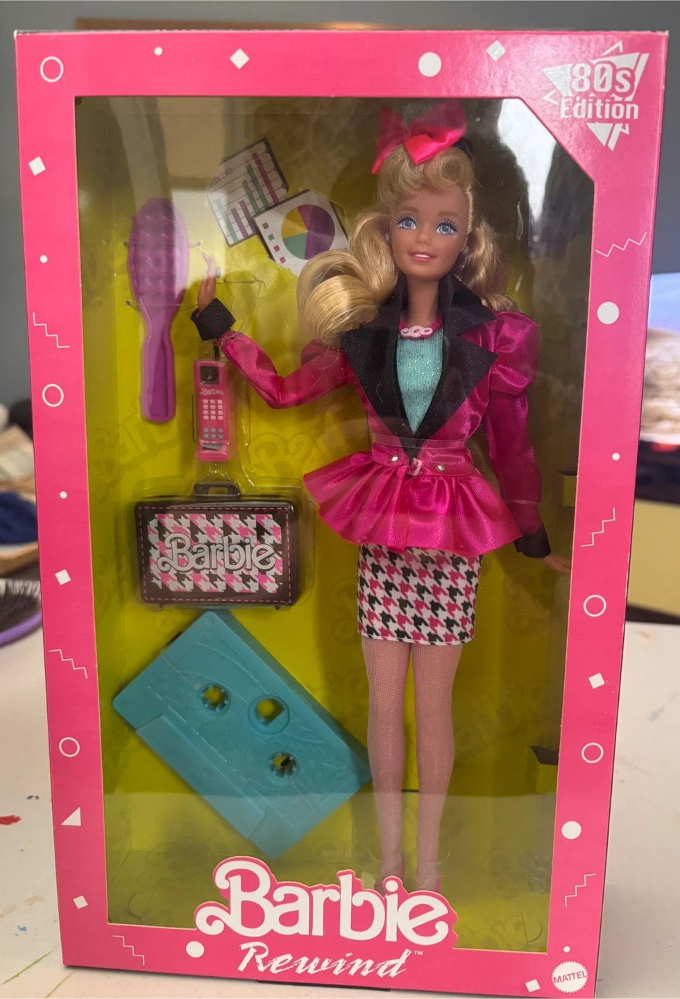 2021 Barbie Collectors 80s Edition Career Girl Barbie 🩷📁