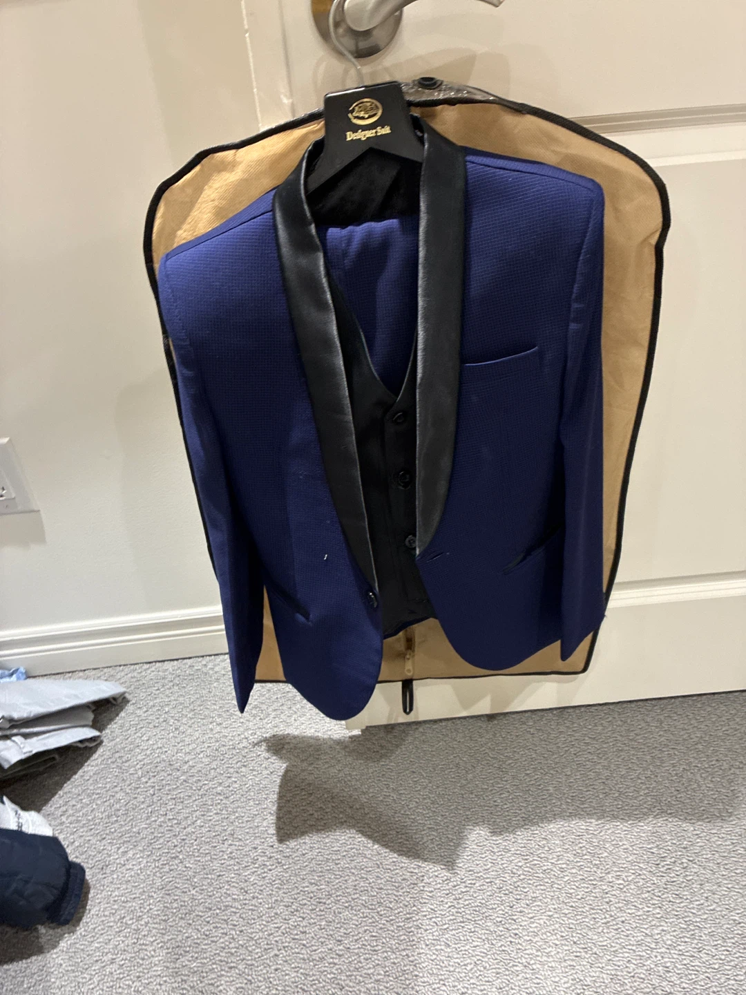 M&H "Designer Suit" Blue Suit with Vest and Pants 3 peice kids - photo 3
