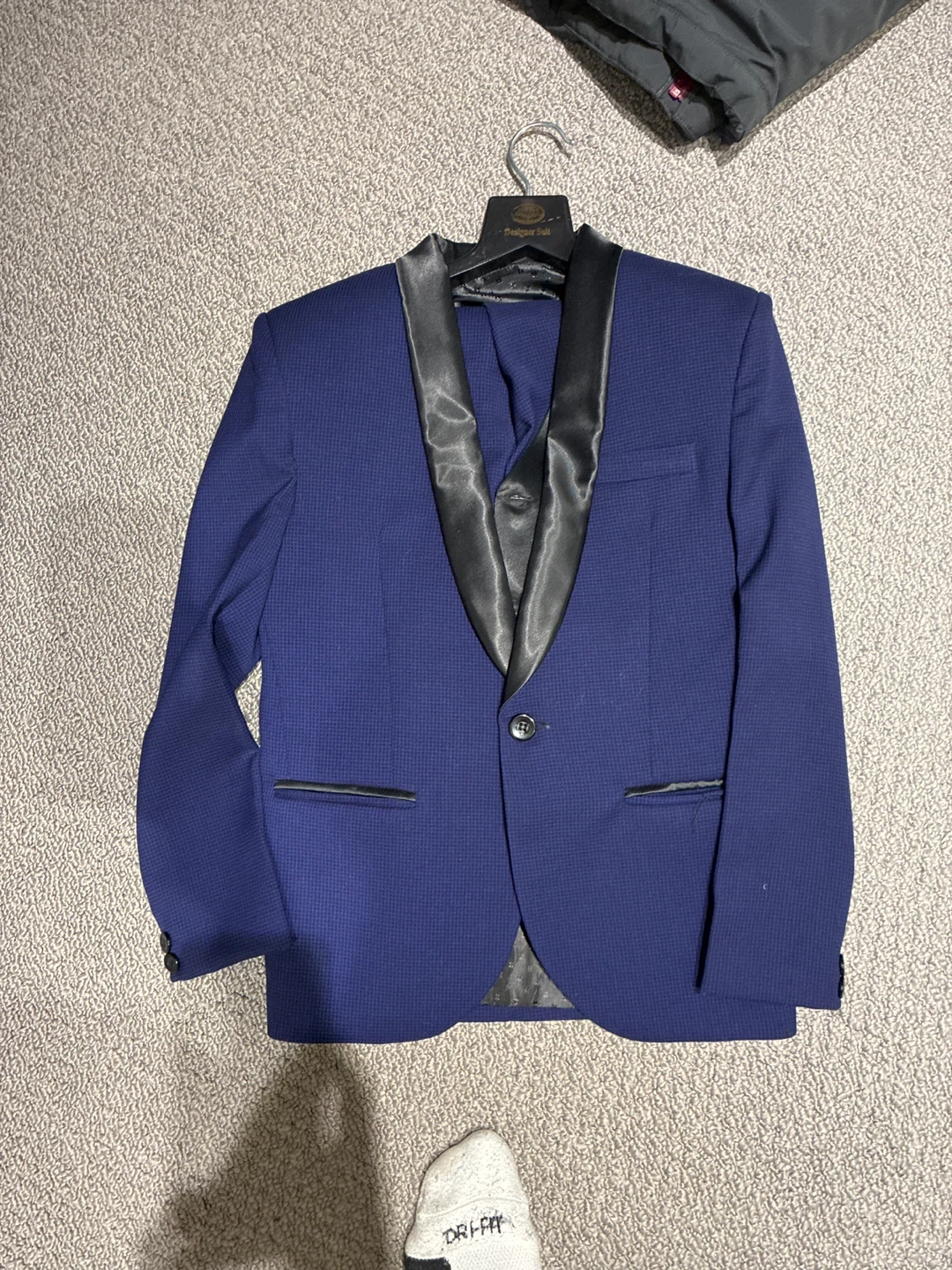 M&H "Designer Suit" Blue Suit with Vest and Pants 3 peice kids - photo 2
