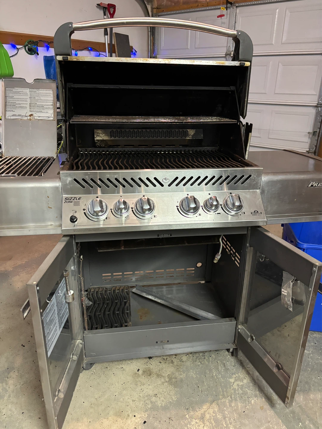 Napoleon Prestige 500 Natural gas Grill - photo 3