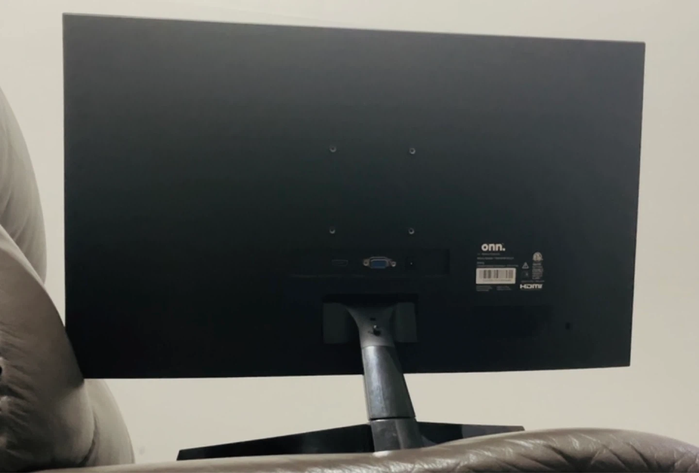 Onn. 24" Monitor - photo 2