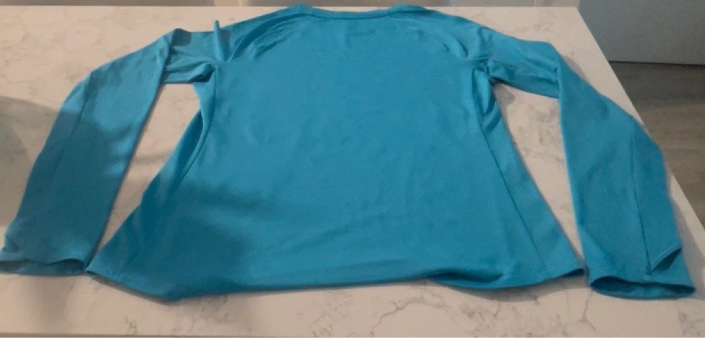 Under Armour Long Sleeve Athletic Shirt - photo 3