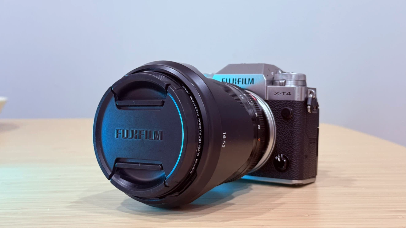 Fujifilm X-T4 Mirrorless Camera with 16-55mm Lens - photo 2