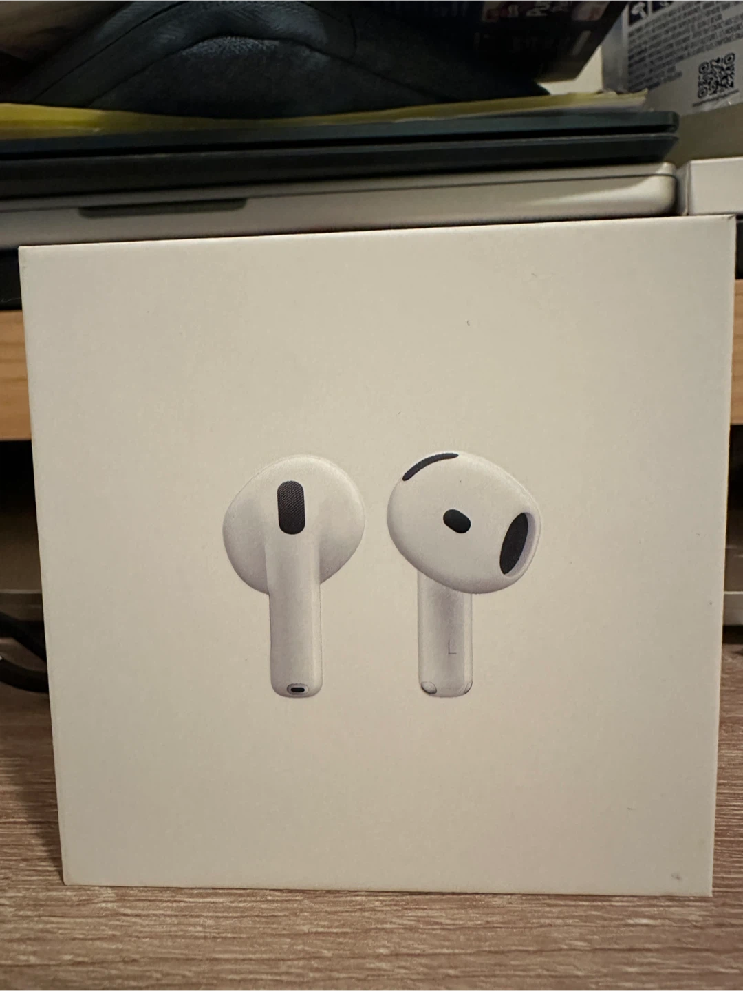 Apple AirPods 4