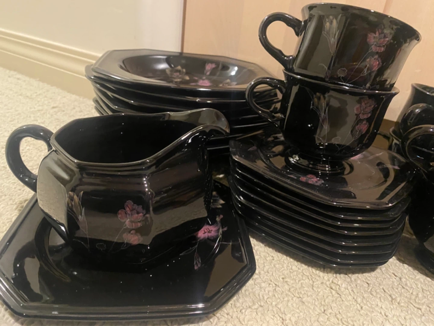 Mikasa Ebony Meadow Dinnerware Set