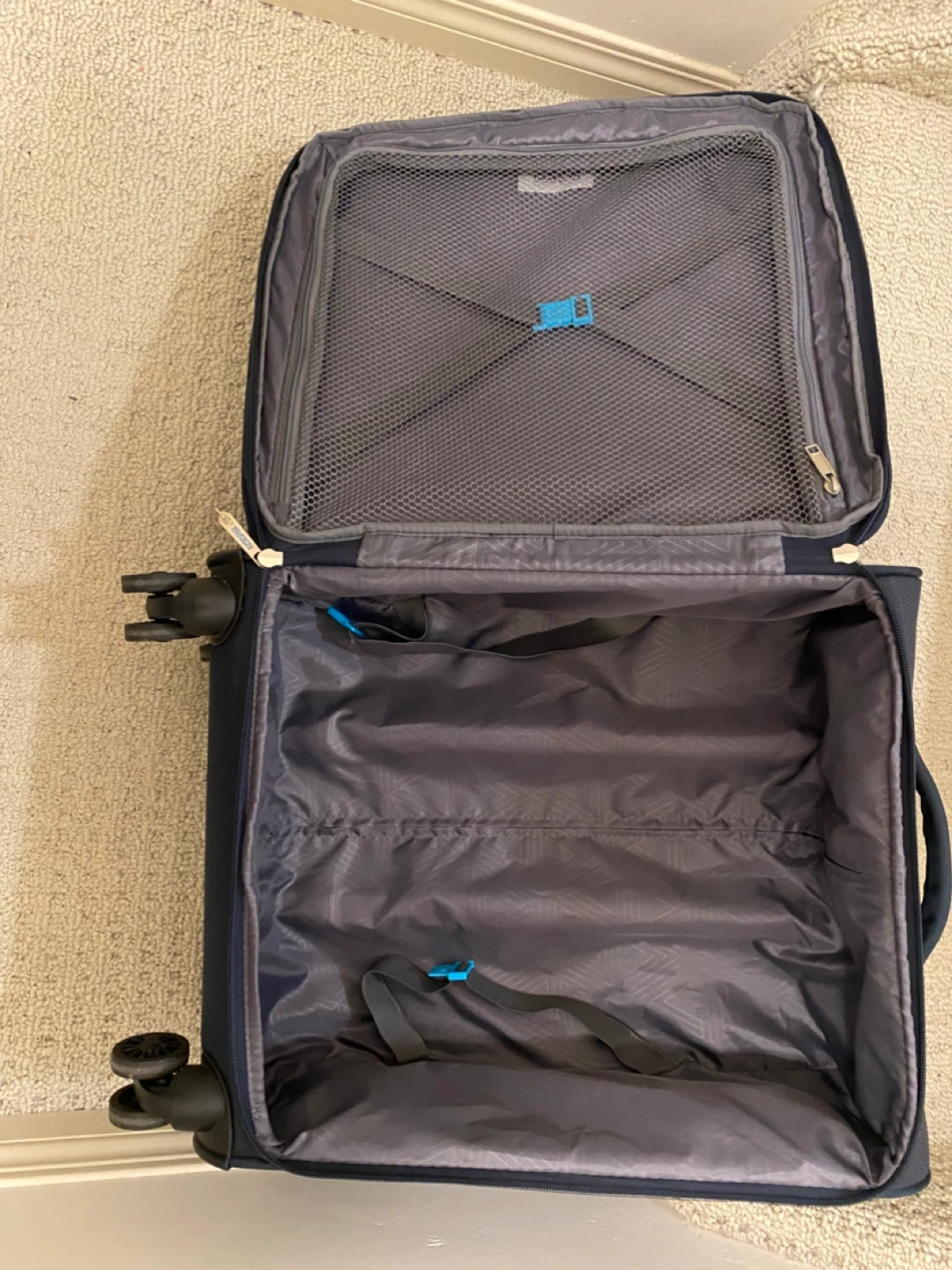 American Tourister Spinner Luggage