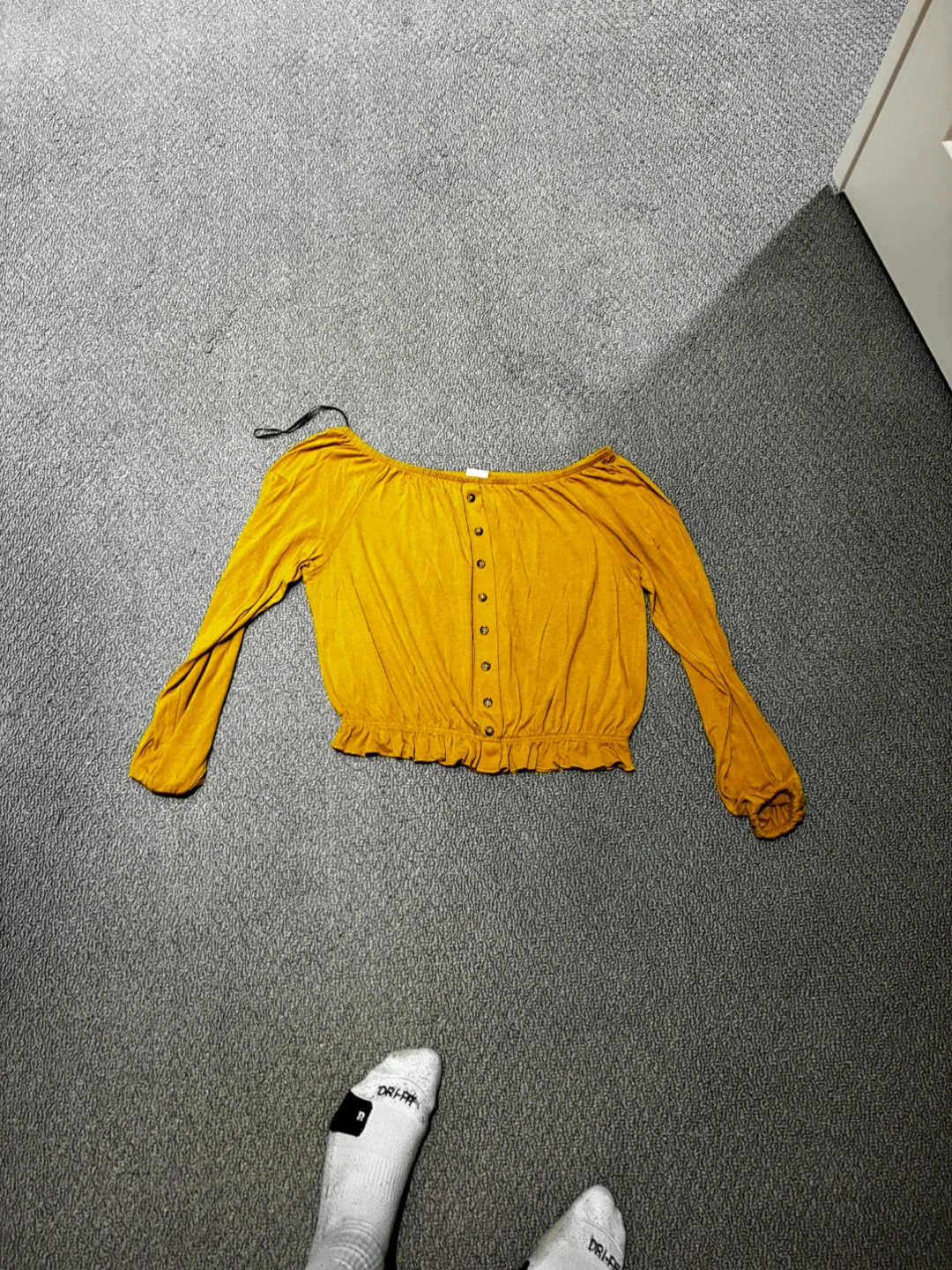 H&M Off-the-Shoulder Button-Up Top - photo 2