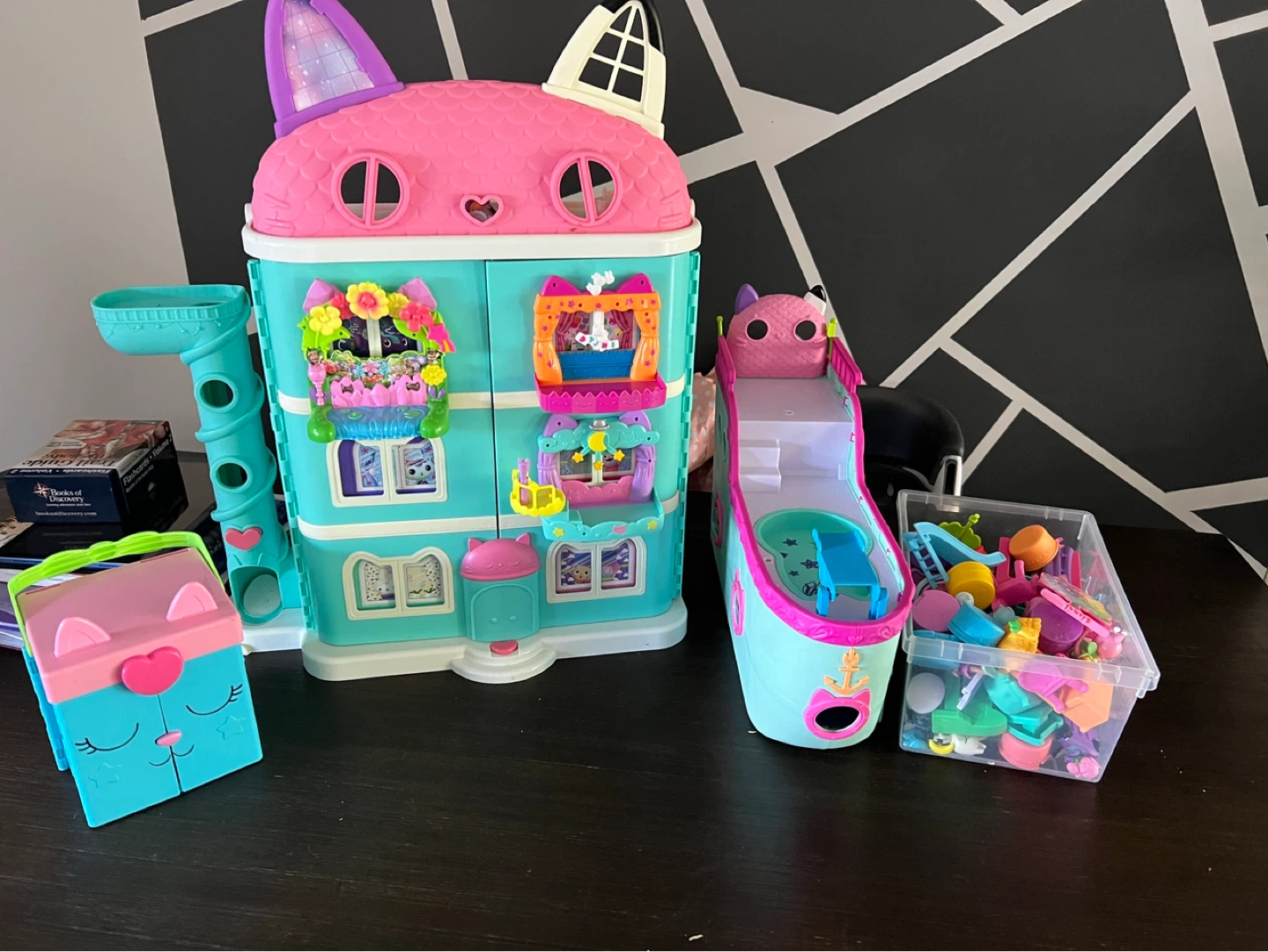 Gabby's Dollhouse Playsets with Accessories