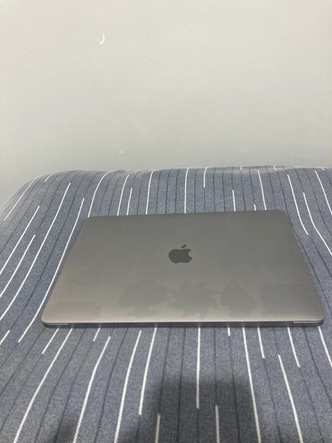 Apple MacBook Air Laptop 2020 (intel) - photo 2