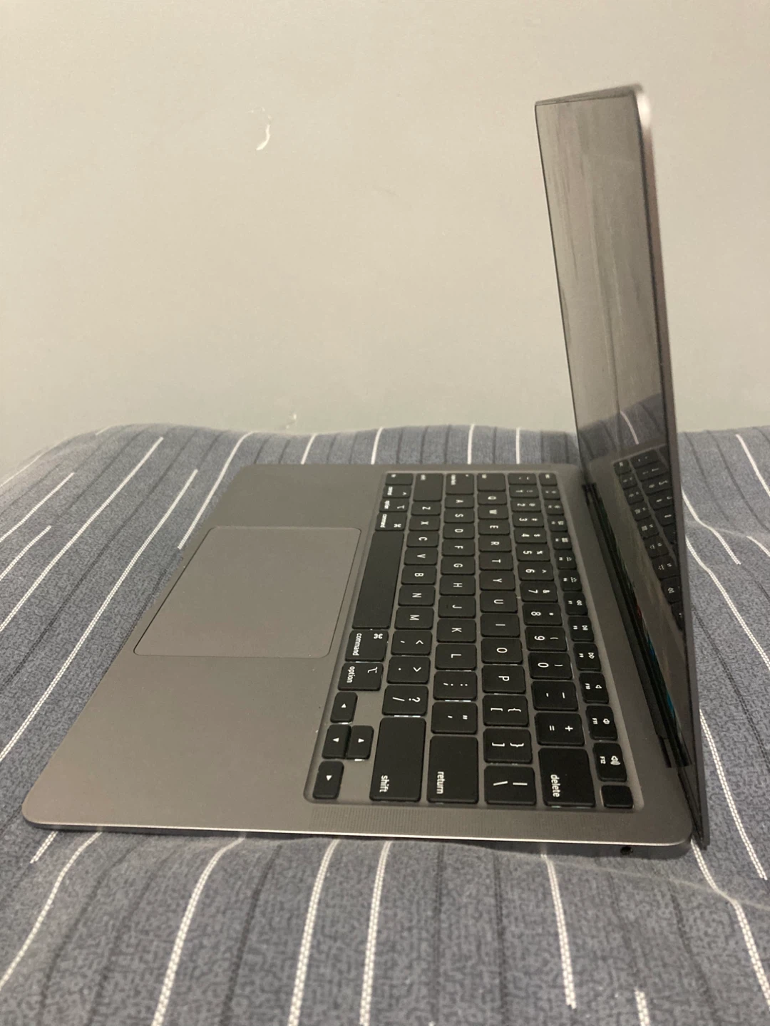 Apple MacBook Air Laptop 2020 (intel) - photo 5