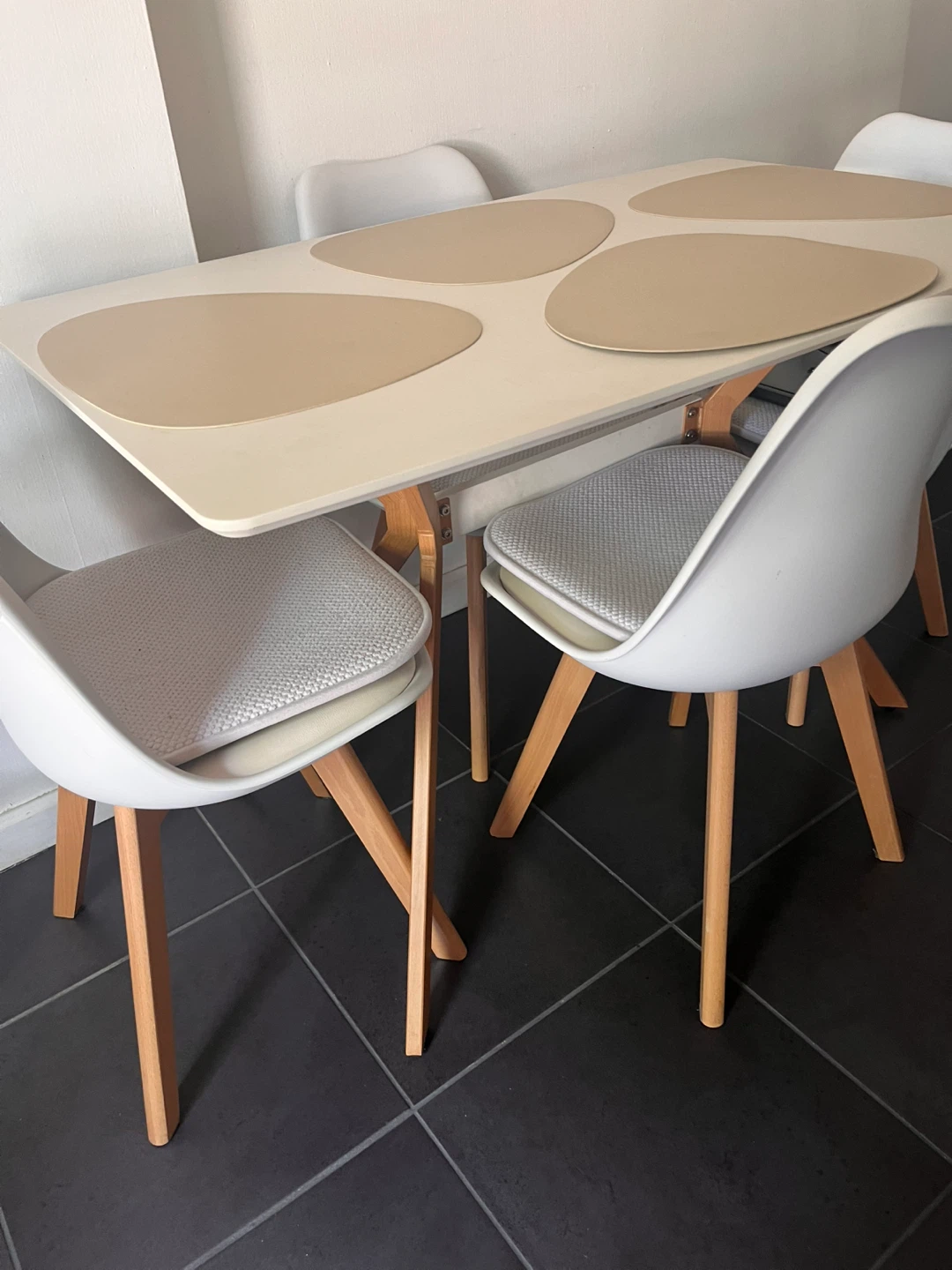 Modern Dining Table w/ Set of 4 Chairs