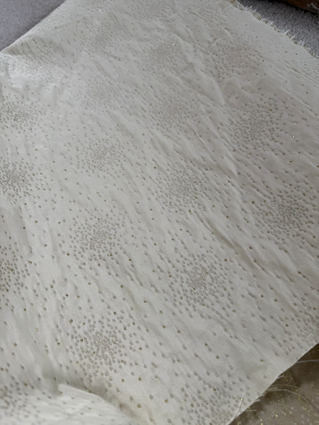 Sparkly Cream Fabric , 56 inches wide - photo 2