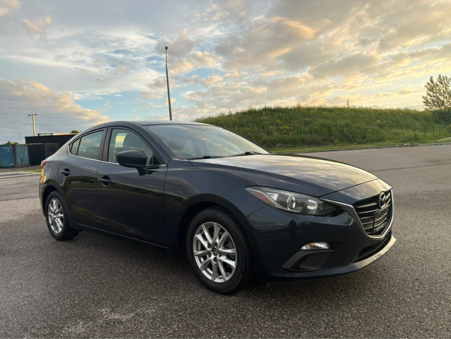 2016 Mazda 3 - photo 2