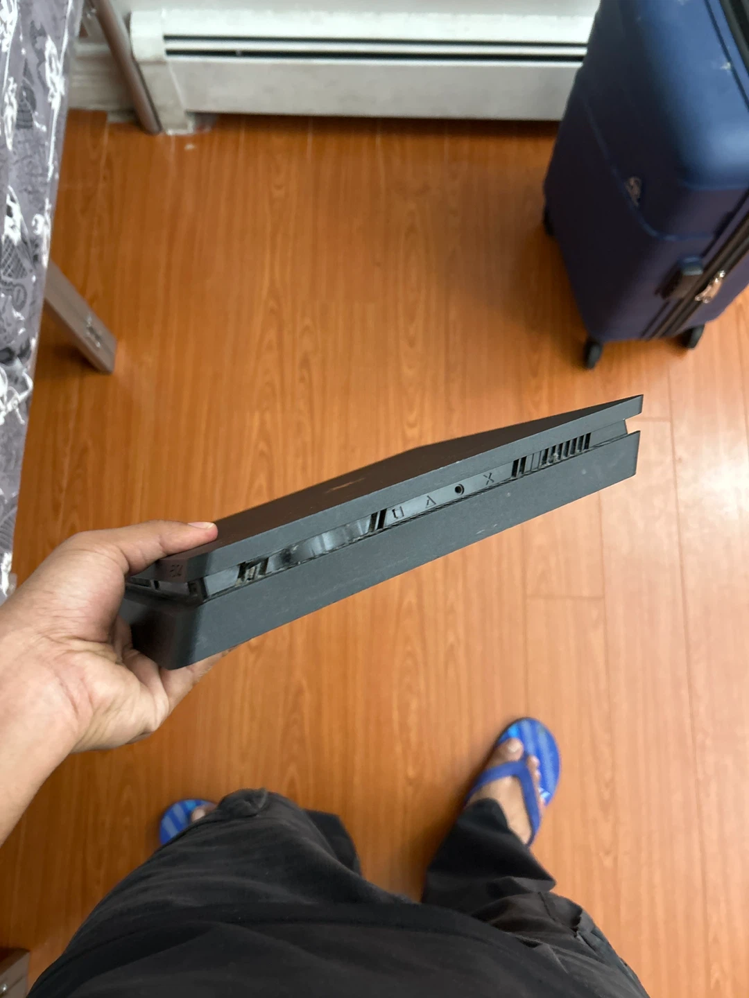 Sony PlayStation 4 Slim Console - photo 2